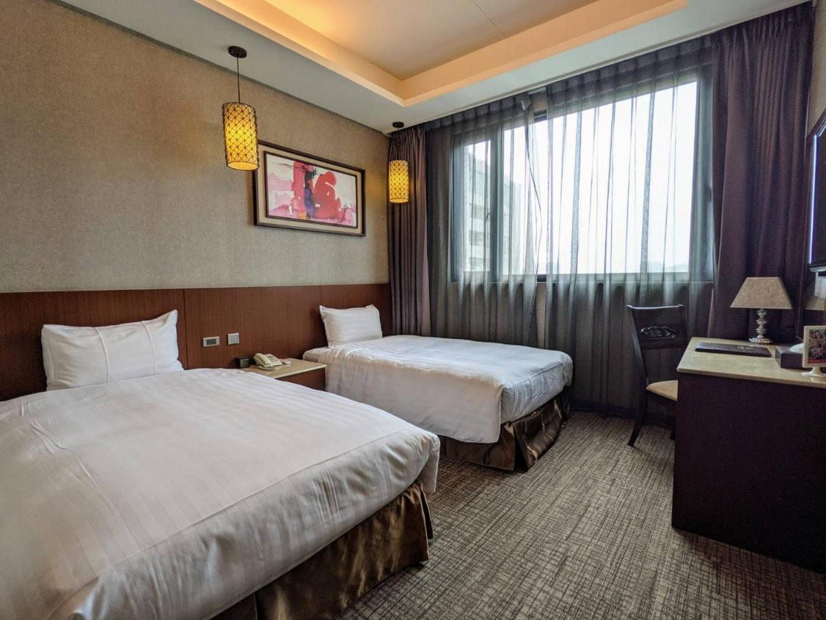 Guanko Hotel Chiayi City Exterior photo