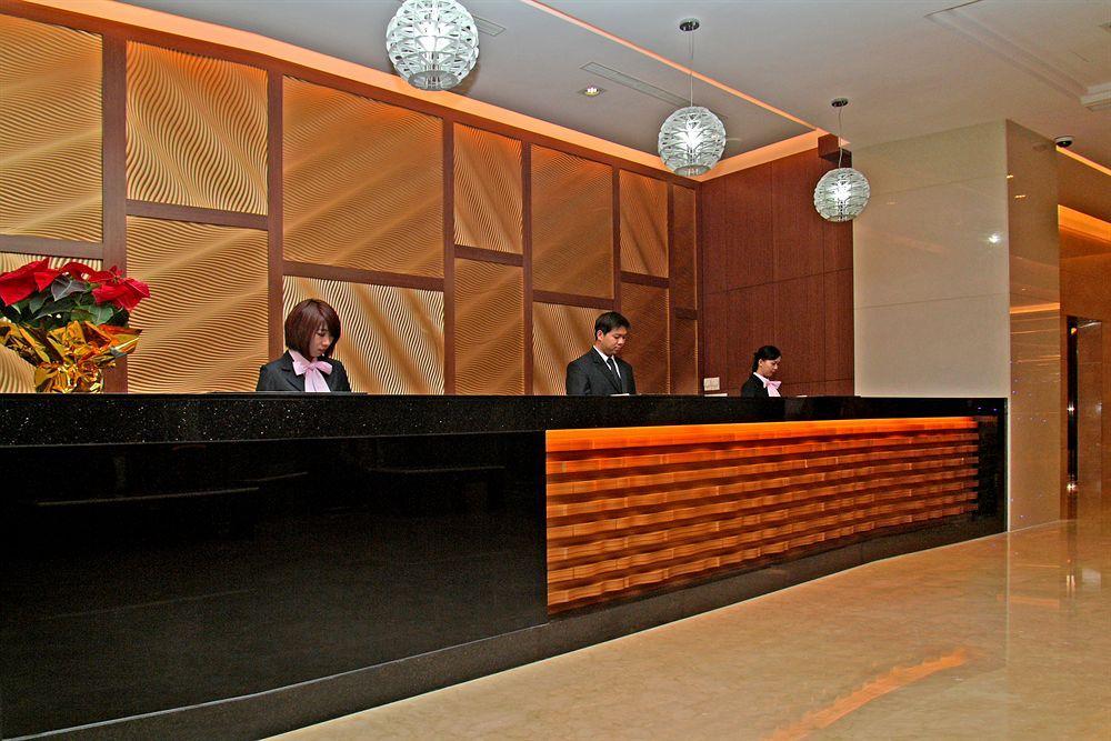 Guanko Hotel Chiayi City Exterior photo