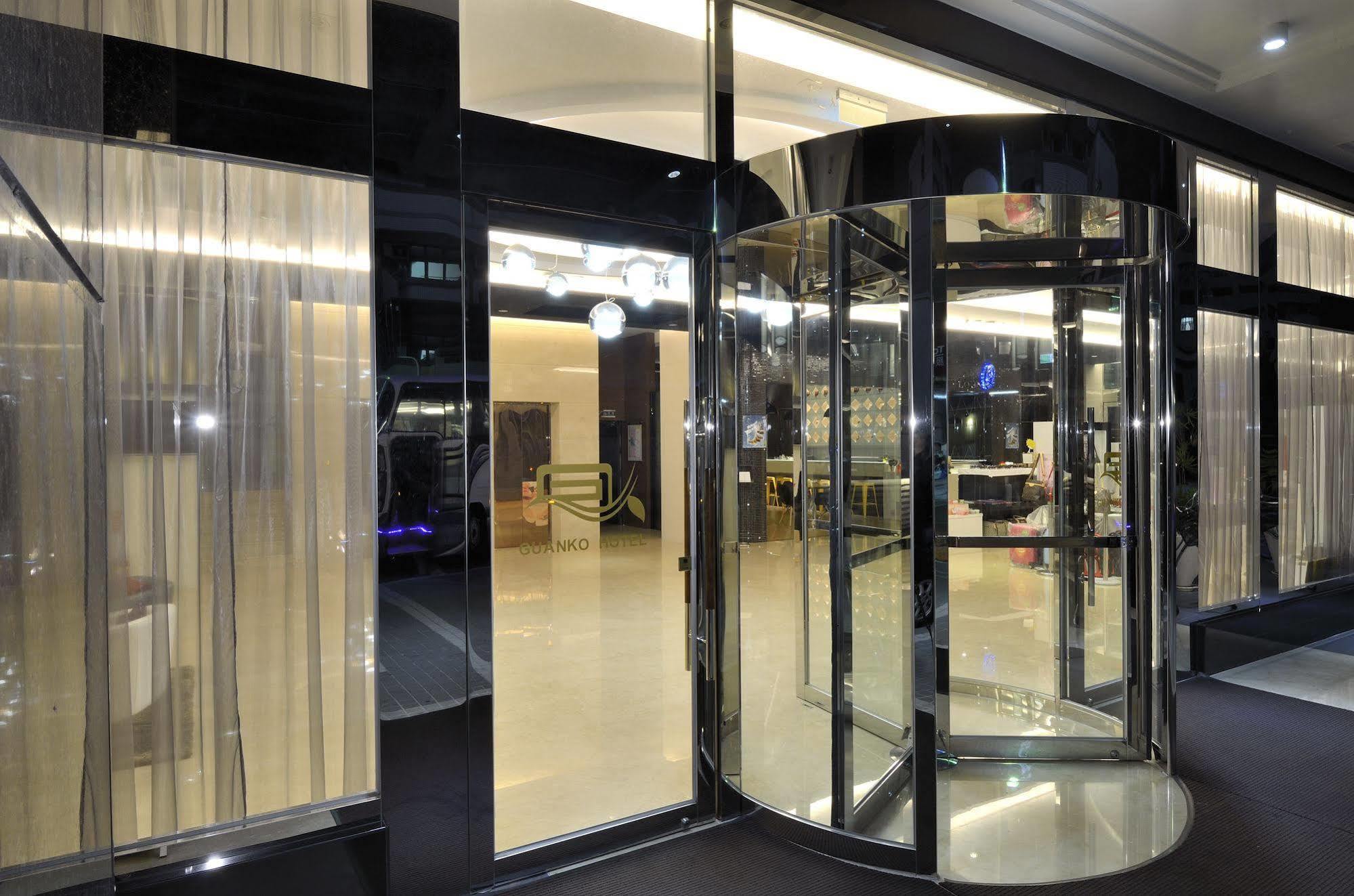 Guanko Hotel Chiayi City Exterior photo