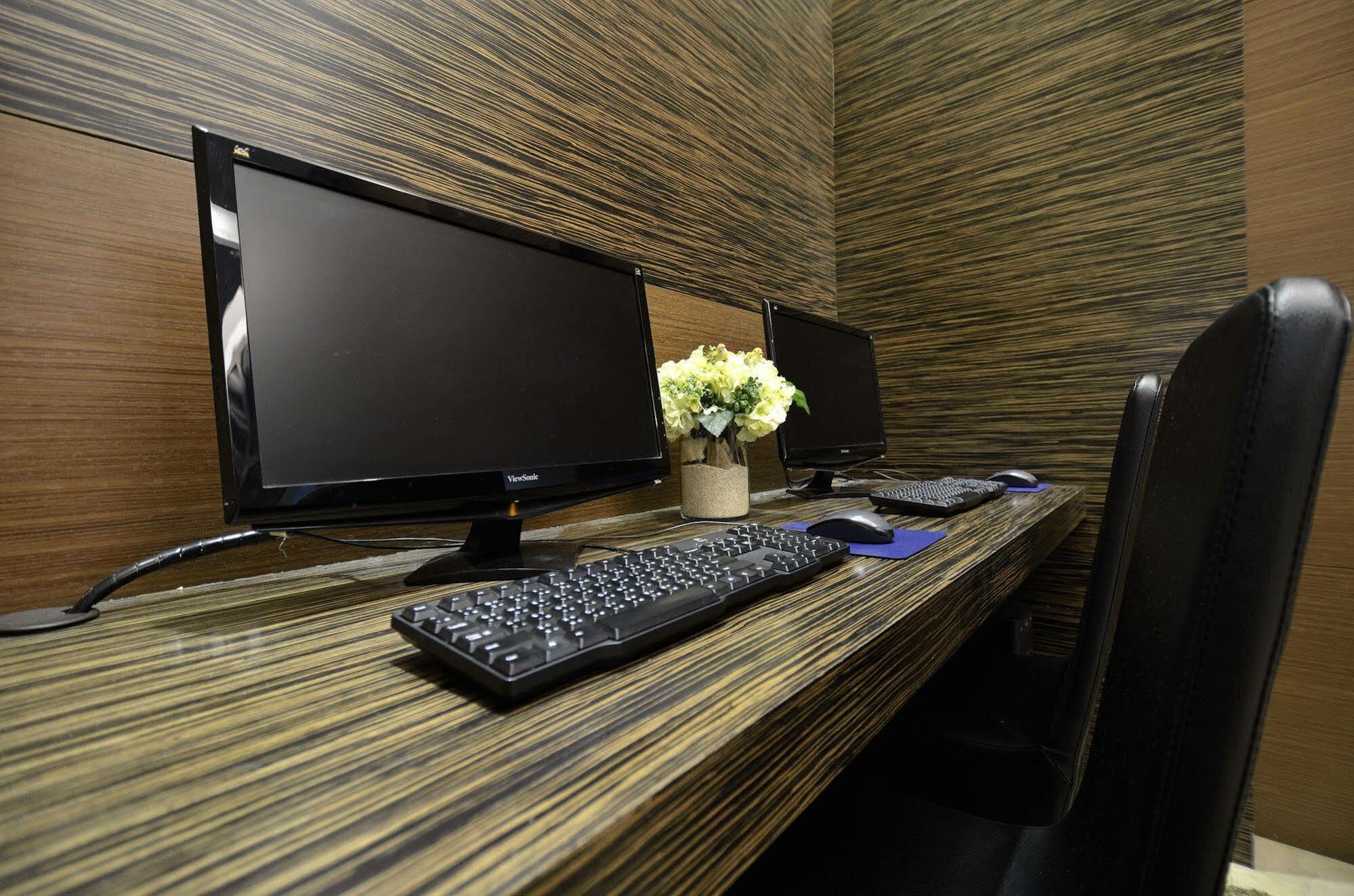 Guanko Hotel Chiayi City Exterior photo